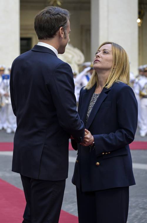 Oltre tre ore di bilaterale tra Meloni e Macron per una tregua necessaria. Sostegno sull'Ucraina e impegno per la Difesa Ue