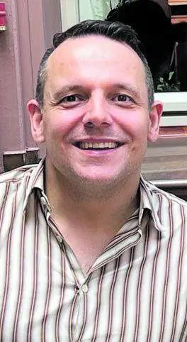 Ideò la "capsula del suicidio", Florian Willet si è tolto la vita. "Non ha retto alle polemiche"