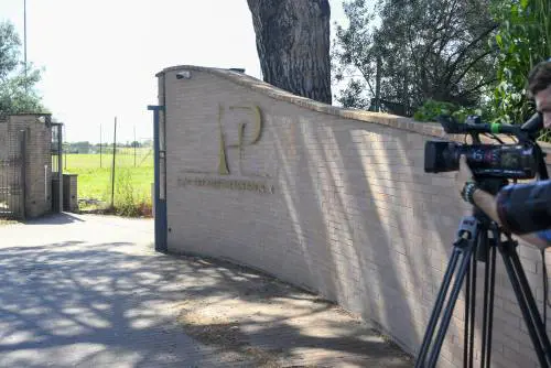 Cinque bimbi intossicati dal cloro. Uno è in coma: piscina sequestrata