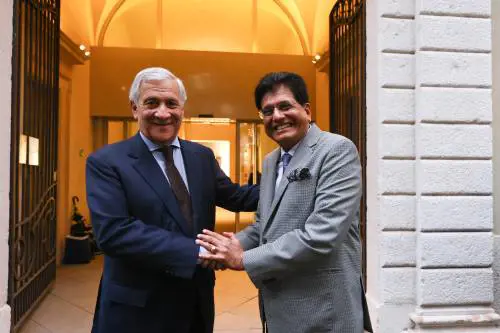 Forum Italia-India, si stringe l'alleanza. Tajani: "Serve accordo di libero scambio"