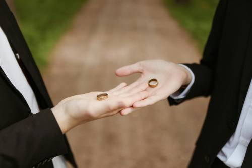 Il matrimonio? Imprigiona anche i gay