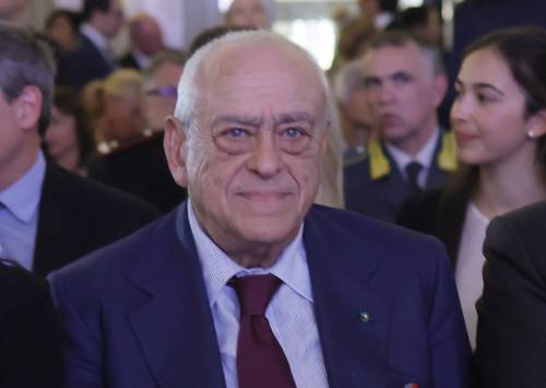 Mediobanca, il sì dei proxy ma Caltagirone sale al 10%