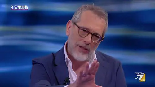 Formigli leggi qui, l'orso di Fugatti e Rula Jebreal: quindi, oggi...