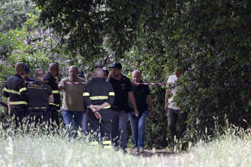 Roma, neonata trovata morta. A pochi metri scoperto anche il corpo di una donna in un sacco