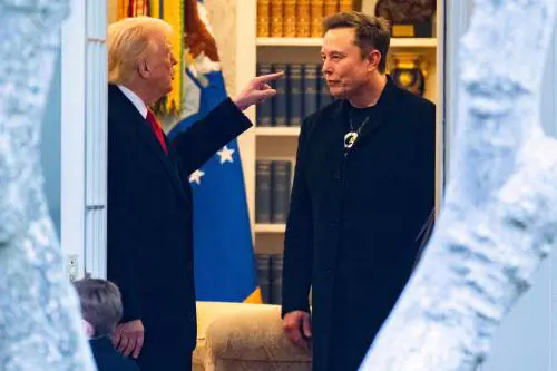 Affondo di Trump contro Musk: “Sta deragliando, il suo partito sarà un disastro”