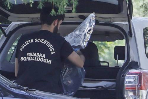 Villa Pamphili choc: i corpi tra i cespugli sono di madre e figlia. Ora si cerca un uomo