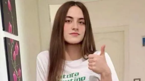 Investita sulle strisce da un furgone. Gessica muore a 15 anni, ferito l'amico