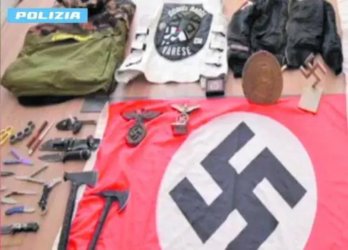 Esalta la Shoah sul web: vietato internet a 17enne