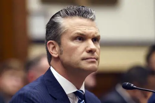 Gaffe di Hegseth. Riposta il video: va abrogato il voto alle donne