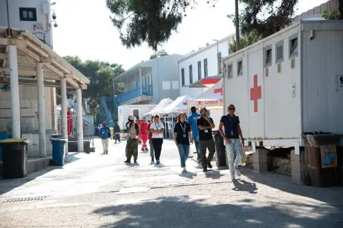"Ha cambiato il proprio volto". Così Lampedusa è tornata a vivere