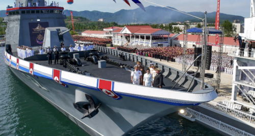 "Secondo tentativo riuscito": Kim presenta la super nave Choe Hyon