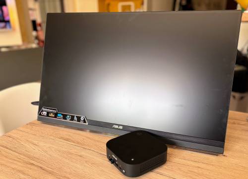 Asus Nuc 14 Pro A e Asus Zenscreen MB27ACF, il test