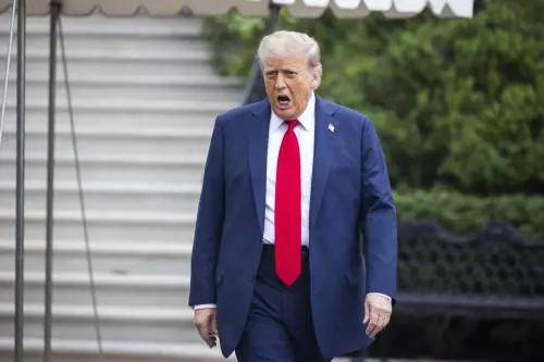 Trump insiste sulla pace ma non esclude la guerra. Il suo veto su Khamenei