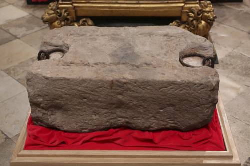 Il mistero della Pietra del Destino su cui vengono incoronati i Re d’Inghilterra