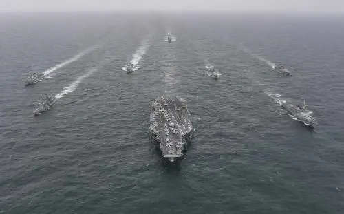 "Necessità urgente". Gli Usa inviano in Medio Oriente la portaerei USS Nimitz