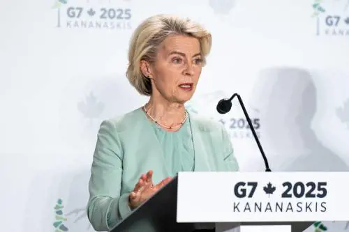 Richieste di "verifica" per Ursula, Anche i liberali in rotta sul Green