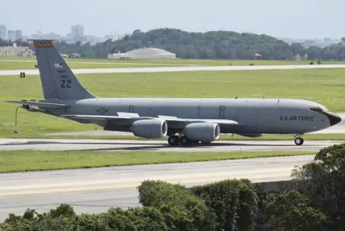 Portaerei, aerocisterne e missili. Gli Stati Uniti preparano la scacchiera per un nuovo attacco in Medio Oriente