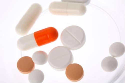 https://img.ilgcdn.com/sites/default/files/styles/md/public/foto/2025/06/17/farmaci8_123rf_free.jpg?_=1750163403