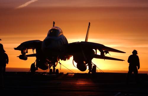 Gli F-14 Tomcat sono davvero un ricordo: così termina l'era di "Top Gun"