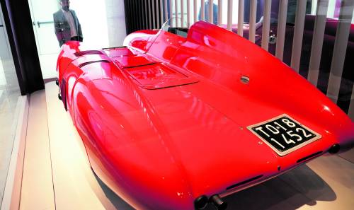 "Fatte su misura", le auto italiane d'epoca si mettono in mostra