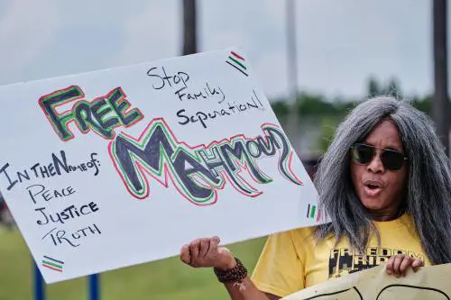 Usa, schiaffo a Trump: giudice ordina il rilascio dell'attivista pro Pal Khalil