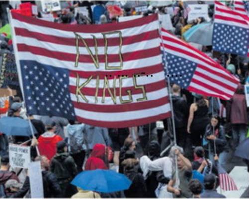 La rivolta geriatrica e la balla del "Trump re"