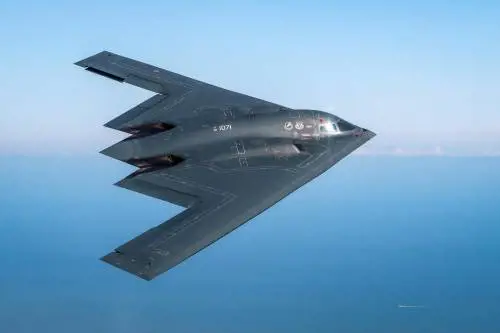 I B-2, le bombe e il depistaggio. L'operazione Martello di Mezzanotte al microscopio