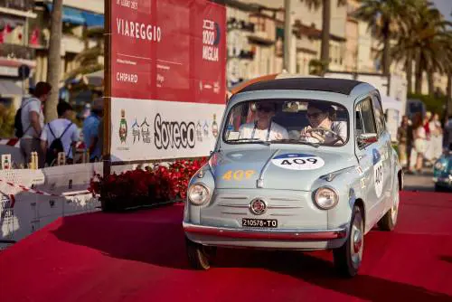 La Fiat 600 a Viareggio