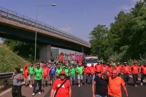 I sindacati confondono illegalità e libertà