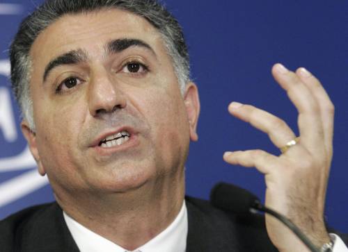 Reza Pahlavi, chi è il “principe ereditario” iraniano pronto a rimpiazzare Khamenei