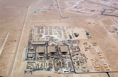 https://img.ilgcdn.com/sites/default/files/styles/md/public/foto/2025/06/23/1750702328-udeid-air-base.jpg?_=1750702328