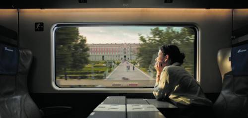 "L'emozione di essere italiani" corre sui binari delle Ferrovie