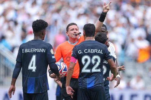 Fifa, la prima volta del protocollo anti razzismo