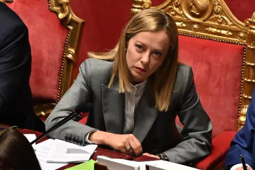 Iran, Meloni gela l'opposizione: "Non è questo il tempo..."