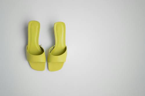 Sandali mules, perché sono i modelli perfetti per le over 50
