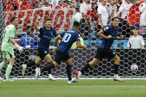 L'Inter vola agli ottavi del Mondiale per Club. Pio Esposito e Bastoni stendono il River Plate