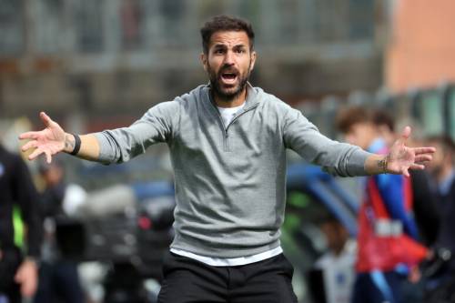 https://img.ilgcdn.com/sites/default/files/styles/md/public/foto/2025/06/26/1750951533-fabregas.jpg?_=1750951533