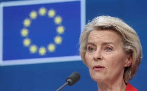 Nessuna sorpresa: respinta la mozione di sfiducia contro la von der Leyen