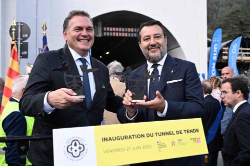 Riaperto il tunnel del Tenda. Salvini: "Ottimo risultato, torniamo a collegare Italia e Francia"