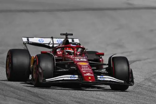 F1, battaglia Ferrari-McLaren nelle qualifiche in Austria. Norris la spunta su Leclerc