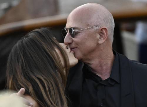 Bezos a Venezia e l'odio sociale della sinistra