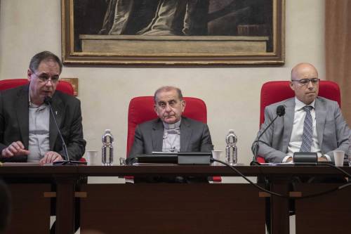 Delpini: "Crescono le offerte in chiesa. Nell'8x1000 lo Stato ci fa concorrenza"