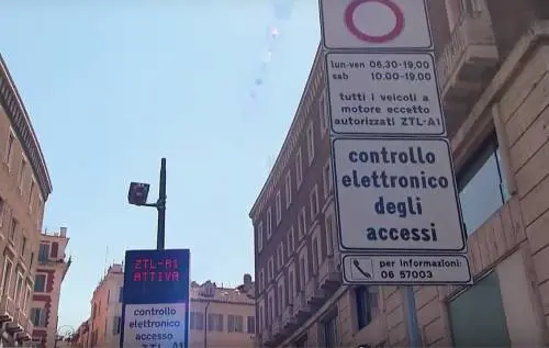 Ztl, il giudice toglie le multe per le auto ibride