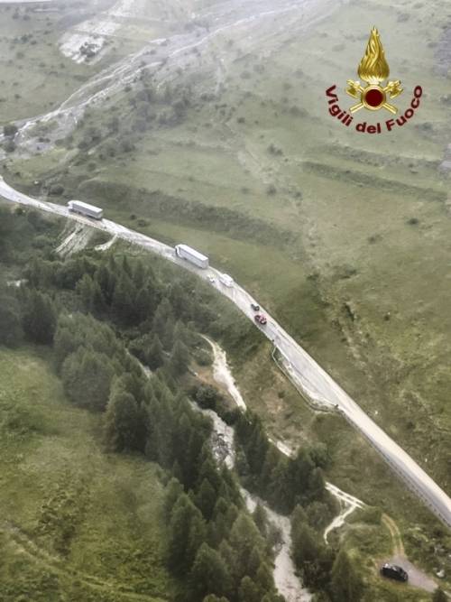 L’altro allarme meteo: Cortina isolata, nubifragi in Valtellina e frane in Trentino