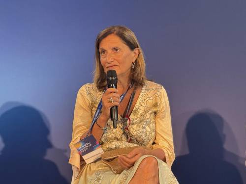 https://img.ilgcdn.com/sites/default/files/styles/md/public/foto/2025/07/04/montella_comm.jpeg?_=1751636703