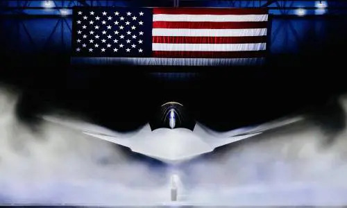 Gli Usa presentano l'F-47: cosa sappiamo del nuovo caccia di sesta generazione
