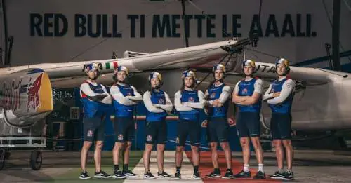 Ecco l'Academy Red Bull per volare anche sul mare