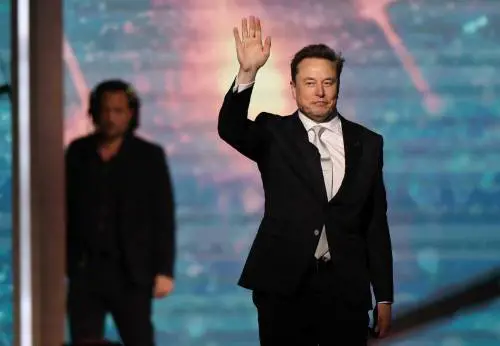 Manager in fuga dal gruppo Musk. Pesano Trump e i ritmi da Stakanov