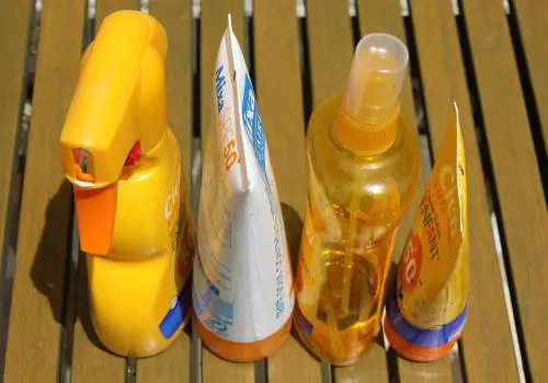Autoabbronzanti, alternativi o complementari alle creme solari?