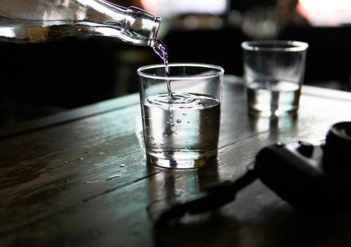 Acqua frizzante: le cinque fake news più diffuse